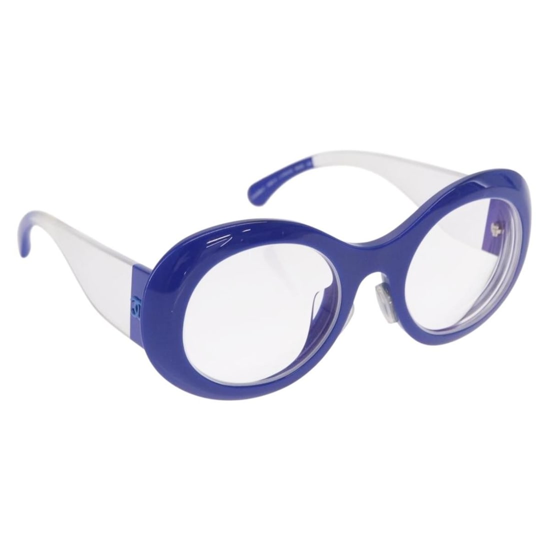 CHANEL Blue Plastic Sunglasses with Case BA9085 Italy: CHANEL Blue Plastic Sunglasses with Case BA9085 Italy Elevate your style with these authentic CHANEL sunglasses, crafted in Italy. Featuring a chic blue plastic exterior, these sunglasses not only pro