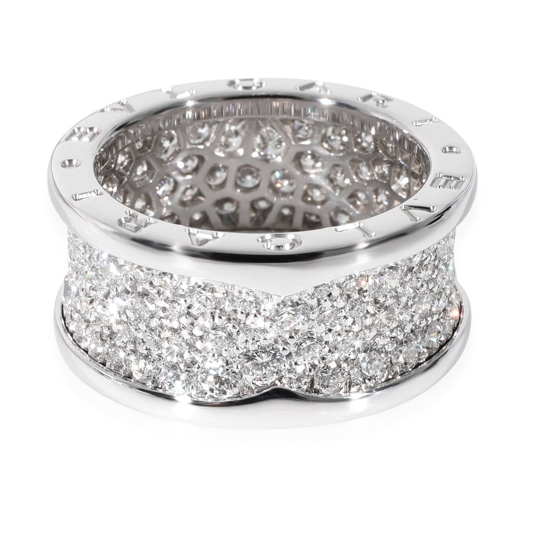 BVLGARI B.zero1 2.24 CTW Diamond Ring in 18k White Gold: BVLGARI B.zero1 2.24 CTW Diamond Ring in 18k White Gold This exquisite BVLGARI B.zero1 Diamond Ring is crafted in luxurious 18k white gold, featuring a stunning round brilliant diamond with a total ca