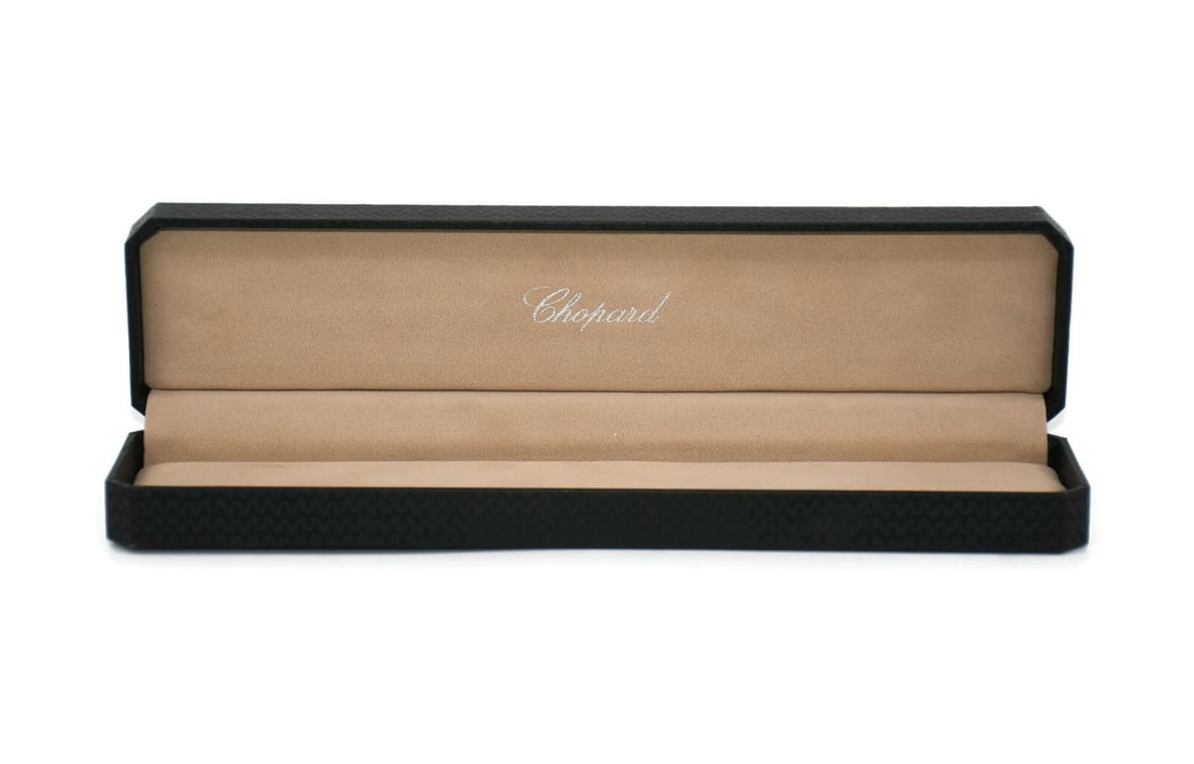 Chopard Black Presentation Box for Single Watch 10 x 3 x 1 Inches Authentic: Chopard Black Presentation Box for Single Watch 10 x 3 x 1 Inches Authentic This elegant Chopard Black Watch Box is a luxurious presentation box designed for a single watch. Measuring 10 x 3 x 1 inche