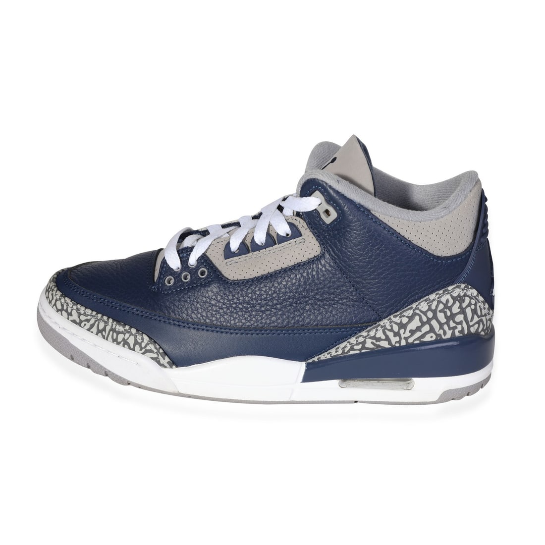 Air Jordan 3 Retro Georgetown Sneakers Blue Gray Size 8.5 US: Air Jordan 3 Retro Georgetown Sneakers Blue Gray Size 8.5 US Elevate your sneaker game with the Air Jordan 3 Retro 'Georgetown'. This classic basketball sneaker features a stylish blue and gray colorw