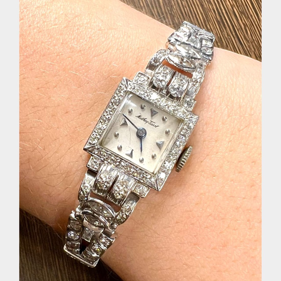 MATHEY-TISSOT Art Deco Platinum Diamond Cocktail Watch 3.50 Ct: MATHEY-TISSOT Art Deco Platinum Diamond Cocktail Watch 3.50 Ct This exquisite MATHEY-TISSOT Art Deco Ladies Cocktail Watch is crafted in platinum and adorned with approximately 3.50 carats of dazzling