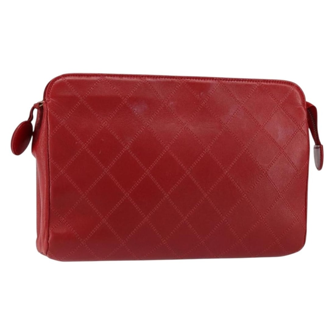 CHANEL Bicolore Clutch Bag Red Gold Lamb Skin Auth BA8040: CHANEL Bicolore Clutch Bag Red Gold Lamb Skin Auth BA8040 This CHANEL Bicolore Clutch Bag showcases a striking combination of red and gold lamb skin, exuding elegance and sophistication. Crafted in Fr