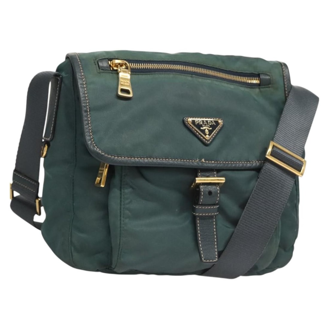 PRADA Green Gold Nylon Shoulder Bag Auth 123982 Made in Italy: PRADA Green Gold Nylon Shoulder Bag Auth 123982 Made in Italy This authentic PRADA shoulder bag is a stylish accessory crafted in Italy from durable nylon. It features a striking green and gold exteri