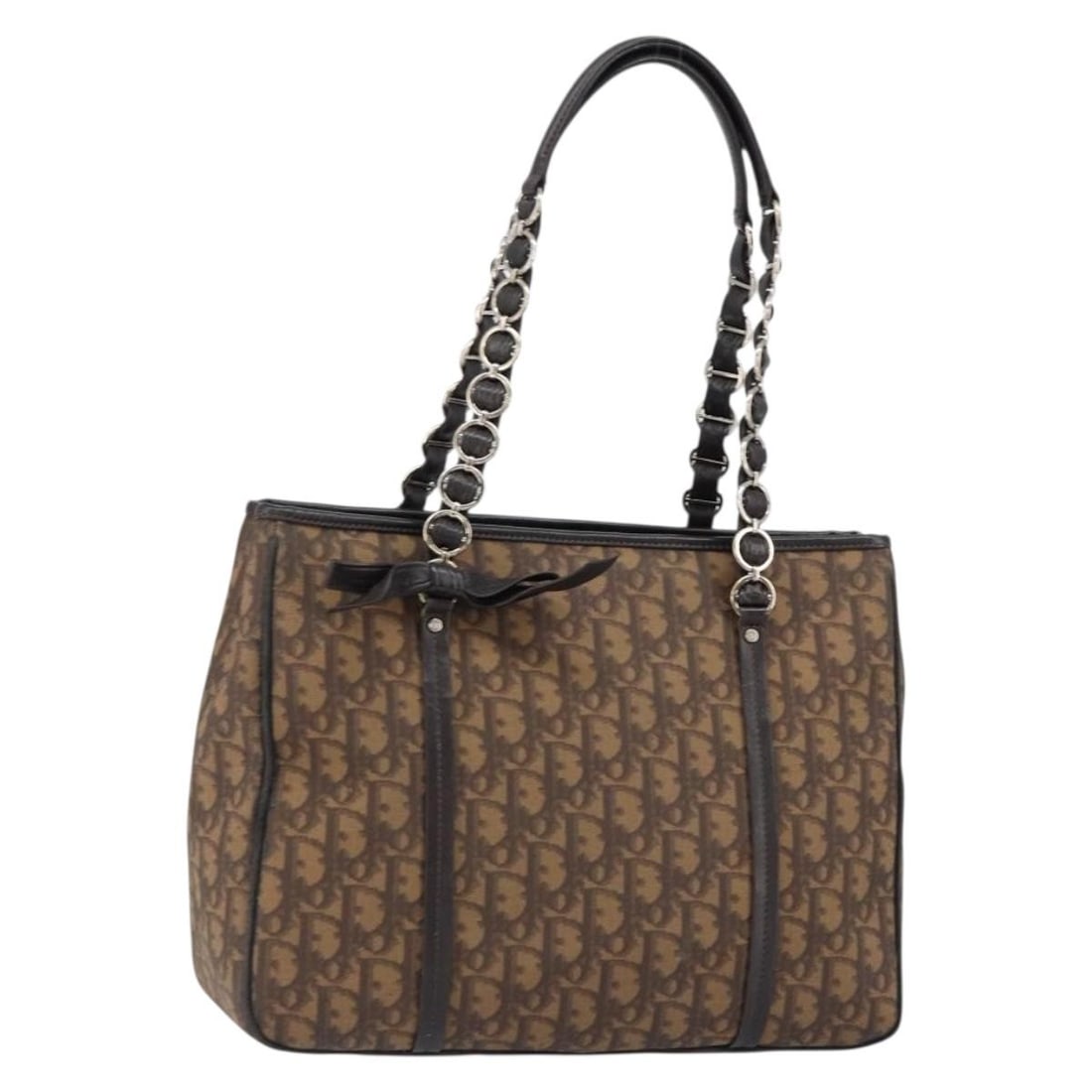 Christian Dior Trotter PVC Tote Bag Navy Gold Auth 150839: Christian Dior Trotter PVC Tote Bag Navy Gold Auth 150839 This Christian Dior Trotter Canvas Chain Tote Bag combines elegance with functionality, featuring a chic navy and gold color scheme. Crafted