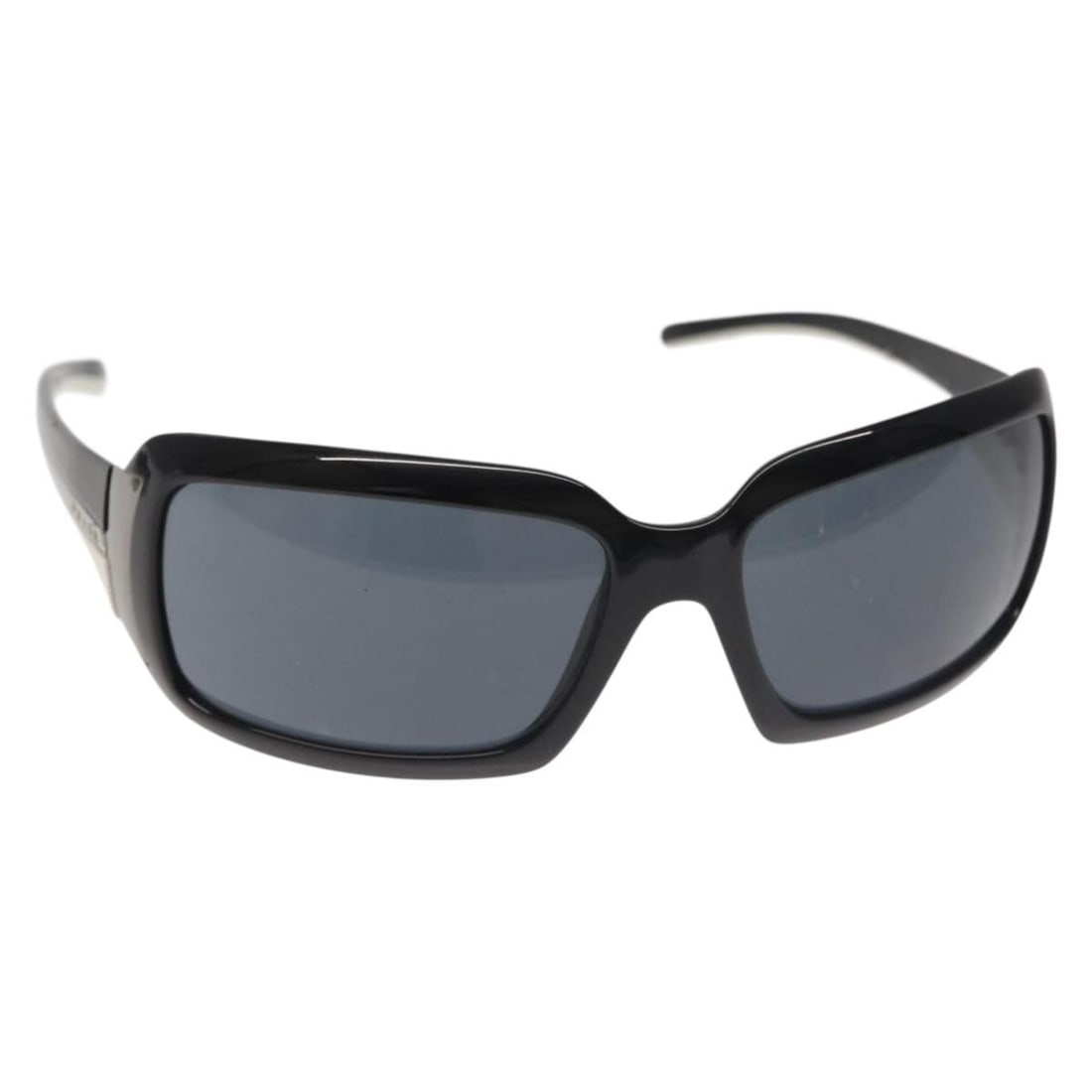 PRADA Black Plastic Sunglasses Made in Italy Auth AM9068: PRADA Black Plastic Sunglasses Made in Italy Auth AM9068 Elevate your style with these PRADA sunglasses, crafted in Italy from durable black plastic. These sunglasses feature a sleek design and are a