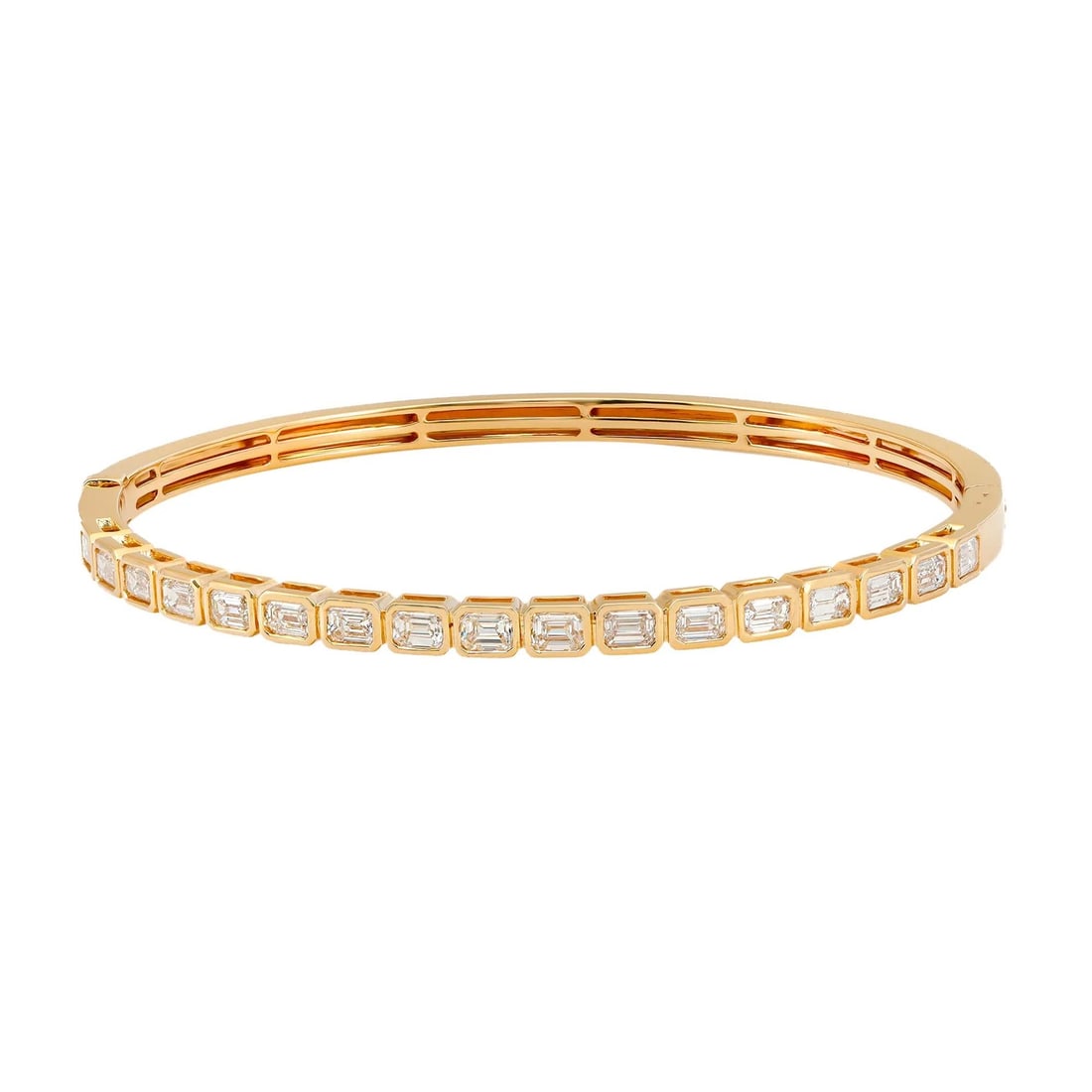 Rachel Koen 18K Yellow Gold Emerald Cut Diamond Bangle Bracelet 1.94Cttw: Rachel Koen 18K Yellow Gold Emerald Cut Diamond Bangle Bracelet 1.94Cttw This exquisite bangle bracelet showcases 17 radiant emerald cut diamonds, elegantly set in a bezel style along the bangle. Craf