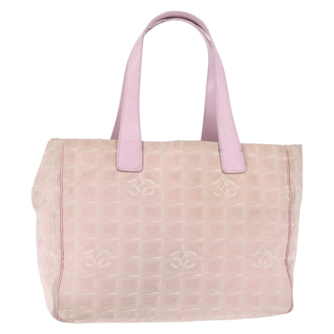 CHANEL Pink Nylon Travel Tote Bag with CC Logo Auth BS29764: CHANEL Pink Nylon Travel Tote Bag with CC Logo Auth BS29764 This CHANEL New Travel Line Tote Bag is a stylish and functional accessory crafted from durable nylon in a vibrant pink color. Measuring app