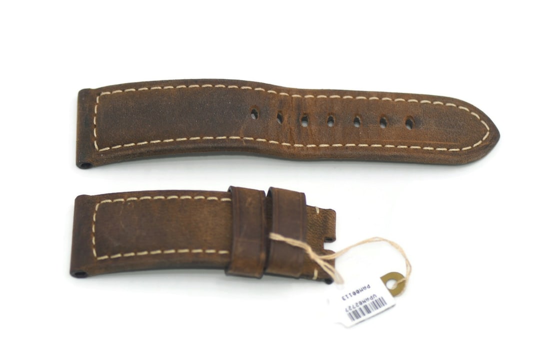 Panerai 24mm Brown Leather Wristwatch Strap 100% Authentic: Panerai 24mm Brown Leather Wristwatch Strap 100% Authentic This Panerai Brown Leather Strap is designed for wristwatches, featuring a classic brown color that complements any timepiece. Made from