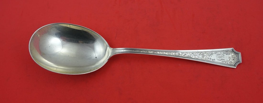 Durgin-Gorham Fairfax Engraved Sterling Silver Berry Spoon 8 3/4": Durgin-Gorham Fairfax Engraved Sterling Silver Berry Spoon 8 3/4" This exquisite serving spoon features the Fairfax Engraved pattern by Durgin-Gorham, crafted from high-quality sterling silver. Measur