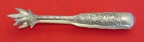 Gorham Saint Cloud Sterling Silver Sugar Tongs 5 Inch Large: Gorham Saint Cloud Sterling Silver Sugar Tongs 5 Inch Large Discover the exquisite craftsmanship of the Saint Cloud sugar tongs by Gorham. Made from sterling silver, these large tongs measure 5 inches