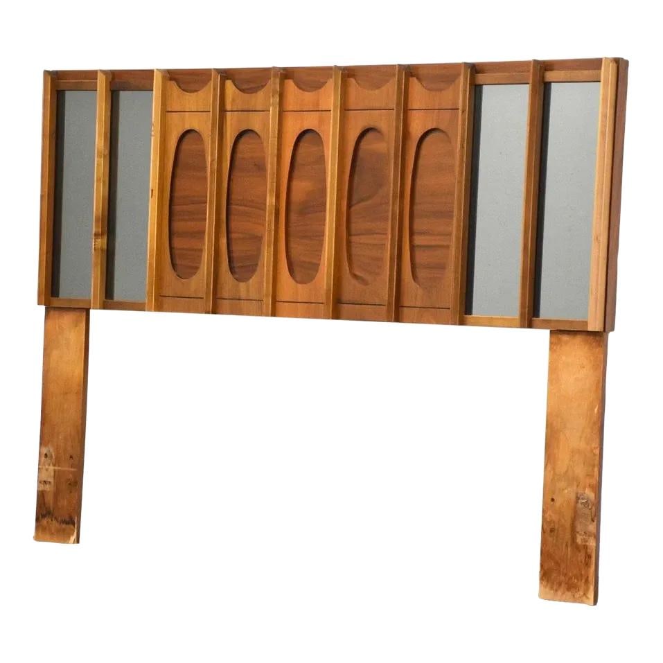 Mid Century Modern Walnut Queen Tobago Headboard with Mirror Details: Mid Century Modern Walnut Queen Tobago Headboard with Mirror Details Enhance your bedroom with this elegant mid-century modern walnut queen size Tobago headboard, featuring stylish mirrored details. I