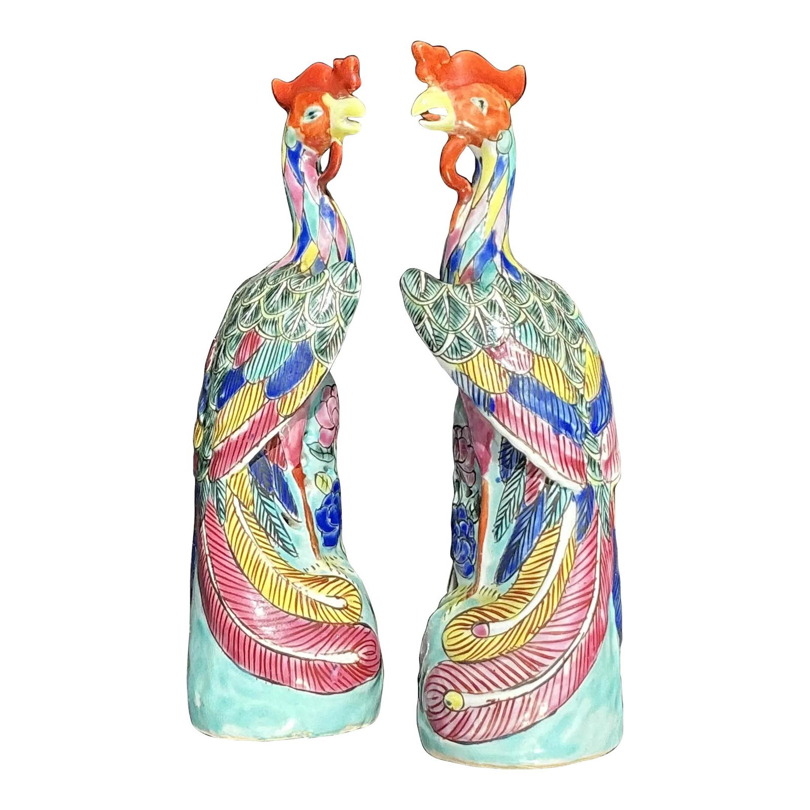 Elegant Pair of Vintage Chinese Porcelain Phoenix Figures: Elegant Pair of Vintage Chinese Porcelain Phoenix Figures This exquisite pair of vintage Chinese porcelain phoenix figures beautifully embodies the themes of rebirth and prosperity, integral to Chines