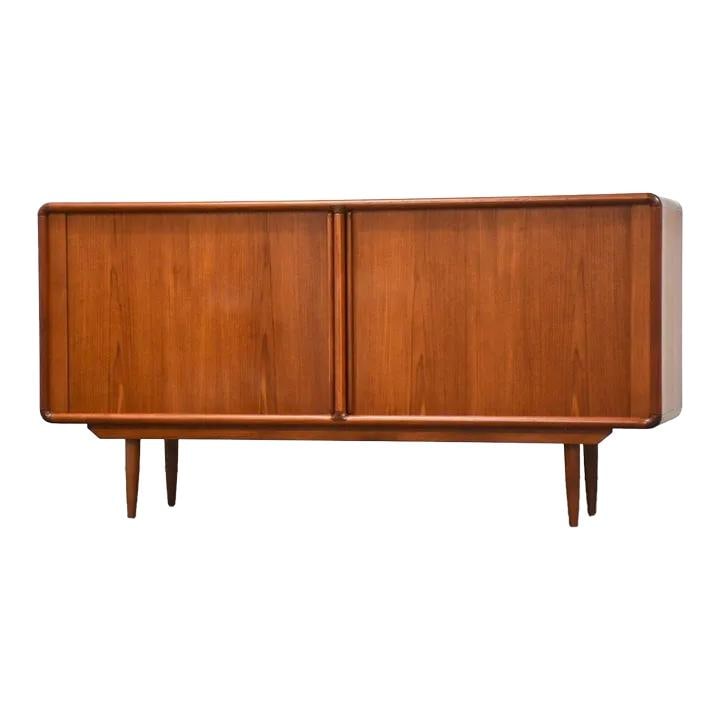 1960s Kibaek Teak Tambour Door Credenza Mid-Century Modern: 1960s Kibaek Teak Tambour Door Credenza Mid-Century Modern Discover this exquisite mid-century modern teak credenza featuring tambour doors and adjustable shelves, crafted by Kibaek Furniture. This el
