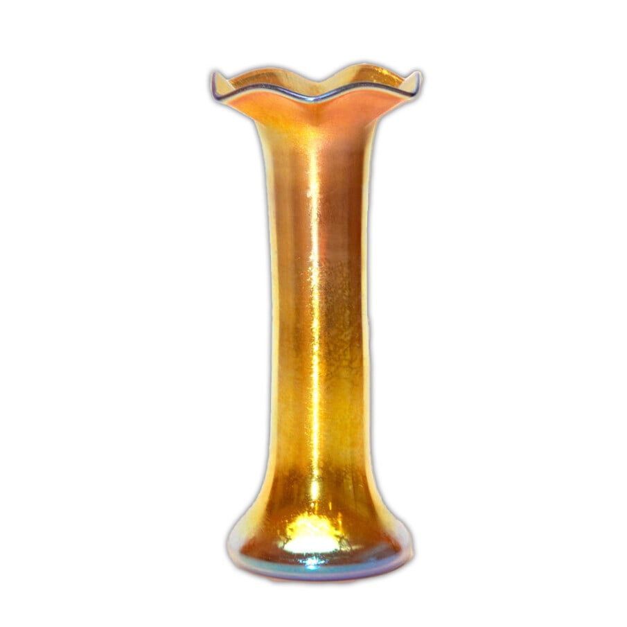 Steuben Signed Gold Aurene Glass Ruffled Trumpet Vase Vintage Americana: Steuben Signed Gold Aurene Glass Ruffled Trumpet Vase Vintage Americana Introducing the exquisite Steuben Gold Aurene Glass Ruffled Trumpet Vase, a timeless piece that embodies the elegance of