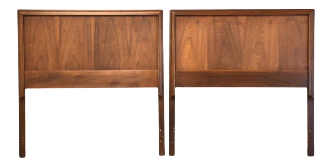 Elegant Pair of Walnut Mid-Century Modern Twin Headboards: Elegant Pair of Walnut Mid-Century Modern Twin Headboards Enhance your bedroom with this elegant pair of mid-century modern twin headboards crafted from rich walnut. These headboards combine style and
