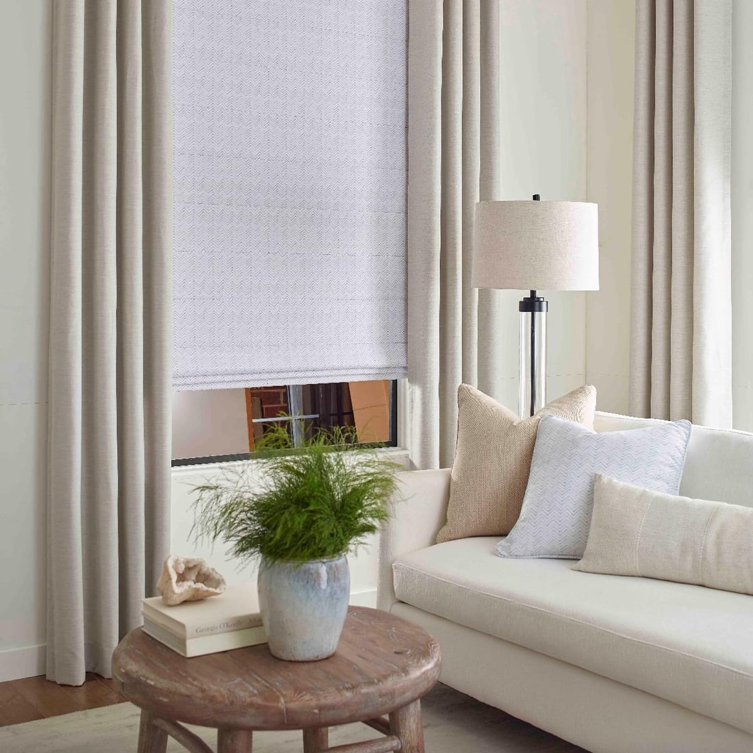 Woodbridge Kindred Circular Oak Cocktail Table 30x30 (1 of 1)