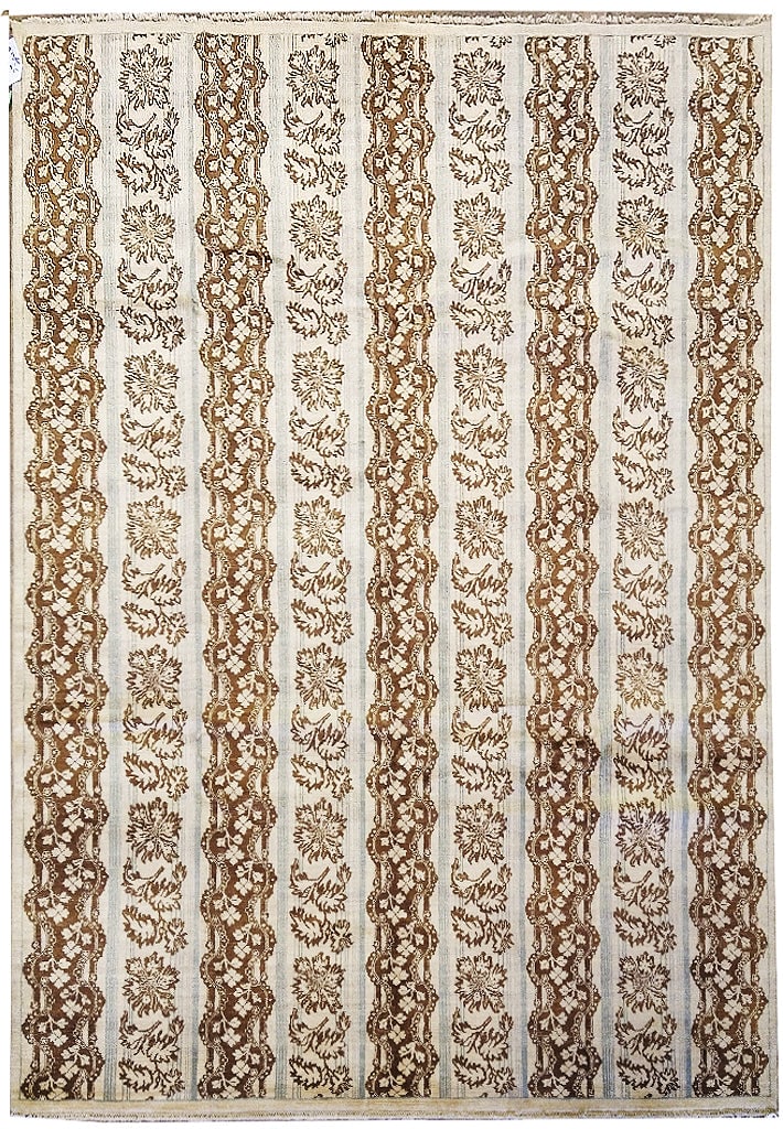 8.10 x 12.2 Hand-Knotted Transitional Rug in Wool (1 of 9)