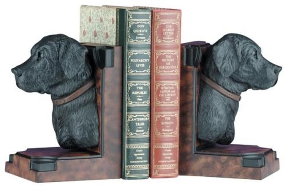 Lodge Decor Black Labrador Dog Head Bookends Resin 7H 10W 4D: Lodge Decor Black Labrador Dog Head Bookends Resin 7H 10W 4D Add a touch of rustic charm to your home with these Lodge Decor Black Labrador Bookends. Hand-cast and hand-painted, these decorative acces