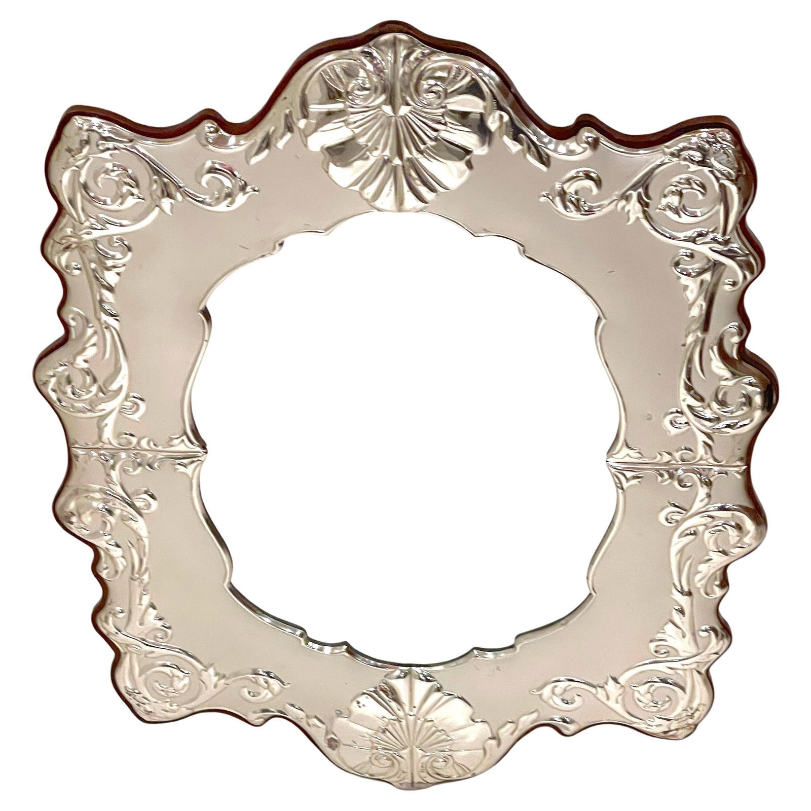 Italian Sterling Silver Neoclassical Wall Mirror 25 x 19 Inches: Italian Sterling Silver Neoclassical Wall Mirror 25 x 19 Inches Enhance your space with this stunning Italian Sterling Silver Neoclassical Style Wall Mirror. Crafted in Italy during the late 20th cent