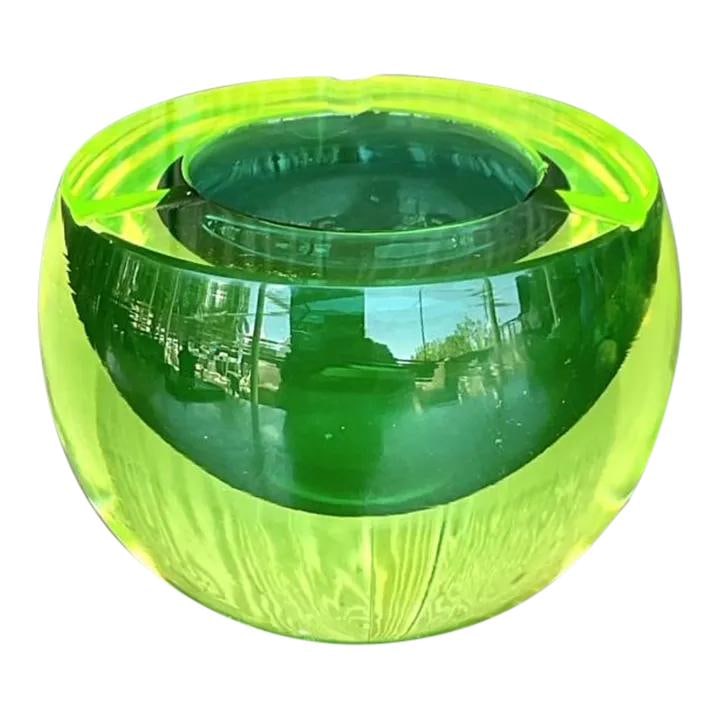 Vintage Murano Glass Ashtray Green Italian Design 5x5x4 (1 of 7)