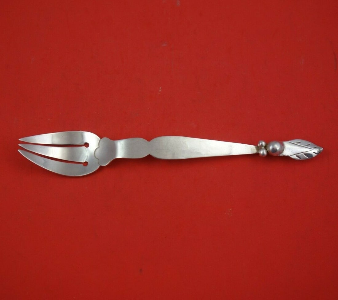 Sanborns Sterling Silver 3-Tine Leaf Handle Serving Fork 8 3/4" (1 of 3)