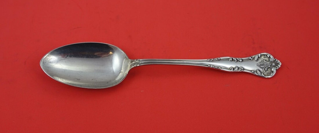 Lunt Chatelaine Sterling Silver Serving Spoon 8 3/8": Lunt Chatelaine Sterling Silver Serving Spoon 8 3/8" This exquisite serving spoon features the elegant Chatelaine pattern by Lunt, crafted from high-quality sterling silver. Measuring 8 3/8 inches, th