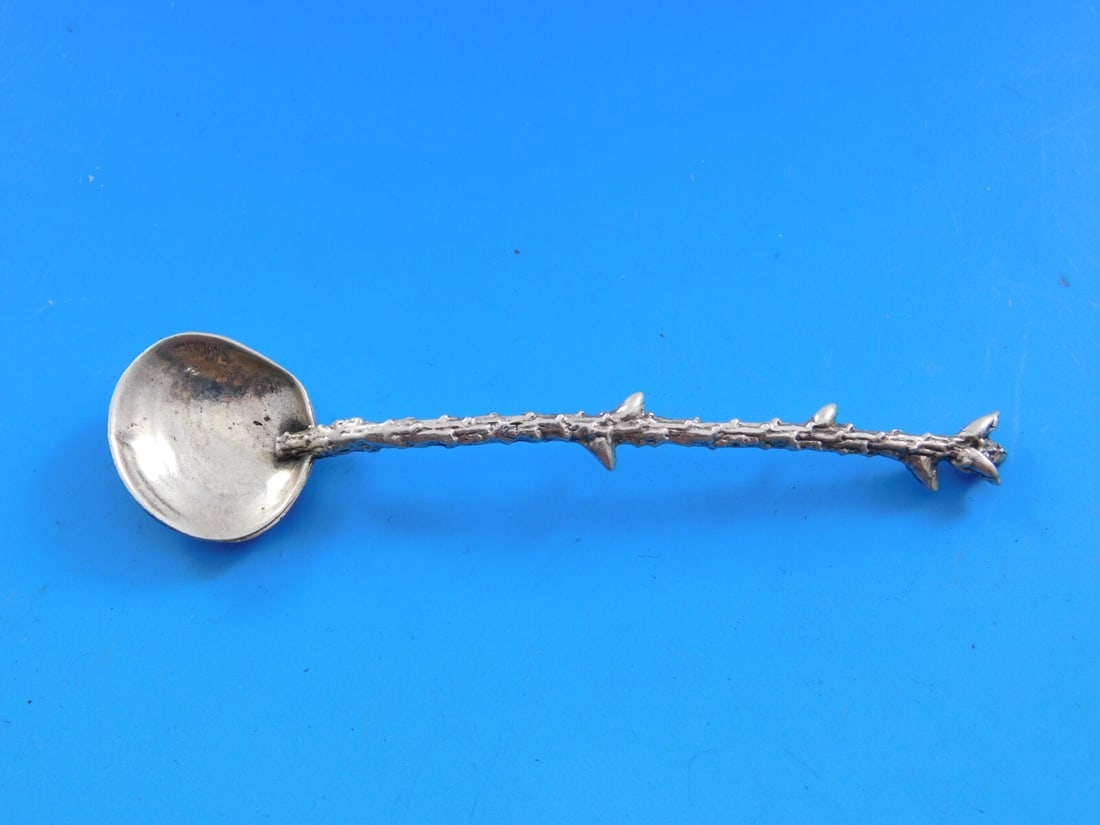 Gorham Aesthetic Sterling Silver 4 Inch Master Salt Spoon Narragansett Motif (1 of 4)