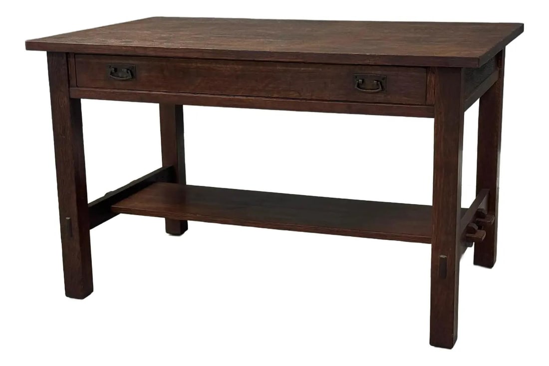 1910s L. & J.G. Stickley Antique Oak Library Desk: 1910s L. & J.G. Stickley Antique Oak Library Desk Discover this stunning antique solid quarter sawn oak desk, a true testament to craftsmanship from L. & J.G. Stickley. Featuring hand hammered copper