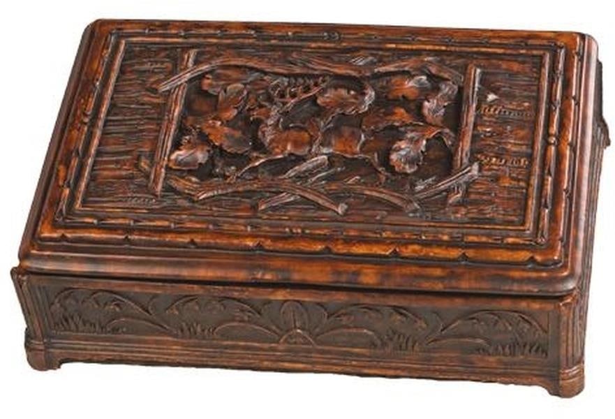 Rustic Green Stag Box Lodge Decor Hand-Cast Hand-Painted: Rustic Green Stag Box Lodge Decor Hand-Cast Hand-Painted Enhance your lodge decor with this rustic stag-inspired box, perfect for adding a touch of nature to your space. This unique piece features a h