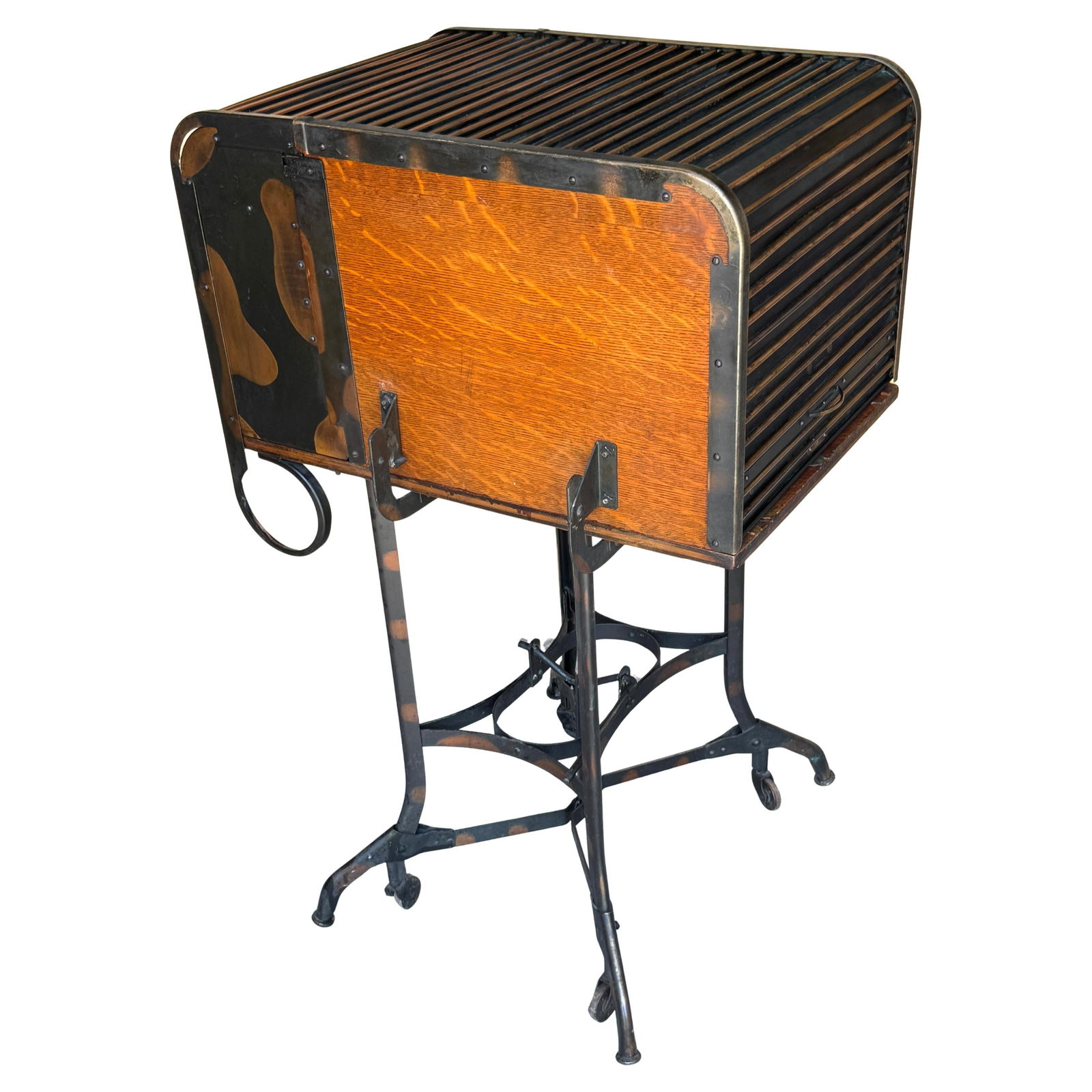 Toledo Metal Furniture 1920s Industrial Roll Top Desk/Table with Japanned Finish: Toledo Metal Furniture 1920s Industrial Roll Top Desk/Table with Japanned Finish This American Industrial Roll Top Desk/Table/Bar by Toledo features a striking japanned finish and embodies the essence