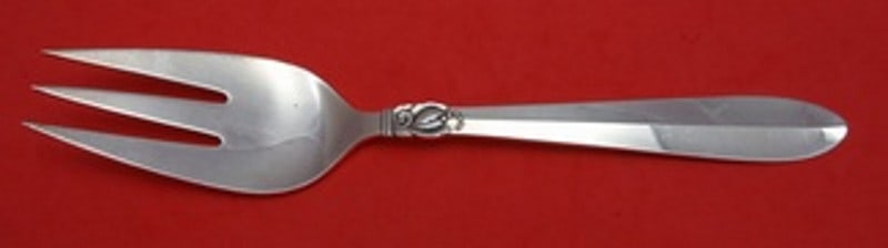 Frigast Princess Fuchsia Sterling Silver 3-Tine Cold Meat Fork 9": Frigast Princess Fuchsia Sterling Silver 3-Tine Cold Meat Fork 9" Elevate your dining experience with this exquisite Princess Fuchsia Cold Meat Fork by Frigast. Crafted from high-quality sterling silv
