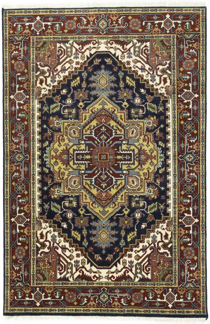 Handmade Heriz Serapi 6x9 ft Geometric Wool Area Rug: Handmade Heriz Serapi 6x9 ft Geometric Wool Area Rug Enhance your living space with this stunning Handmade Heriz Serapi Oriental Rug, perfect for adding a touch of sophistication to your decor. Measur