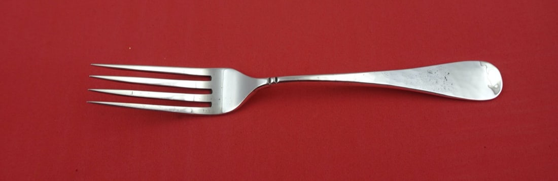 Durham Fork by Old Newbury Crafters Sterling Silver 7 1/8": Durham Fork by Old Newbury Crafters Sterling Silver 7 1/8" This is a beautiful Durham pattern regular fork from Old Newbury Crafters, crafted in sterling silver. Measuring 7 1/8 inches, this fork show