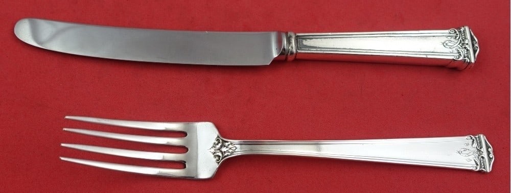 International Sterling Silver Trianon 2-Piece Junior Set Knife Fork (1 of 2)