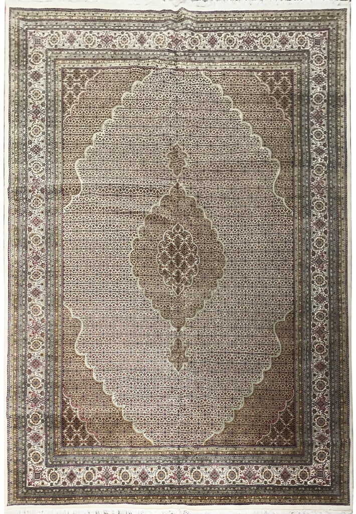 Exquisite 13.1 x 19.10 Tabriz Mahi Wool Silk Rug Ivory: Exquisite 13.1 x 19.10 Tabriz Mahi Wool Silk Rug Ivory Free continental US Shipping Elevate your living space with this exquisite 13.1 x 19.10 Tabriz Mahi Wool and Silk Quality Rug in Ivory. Handwoven