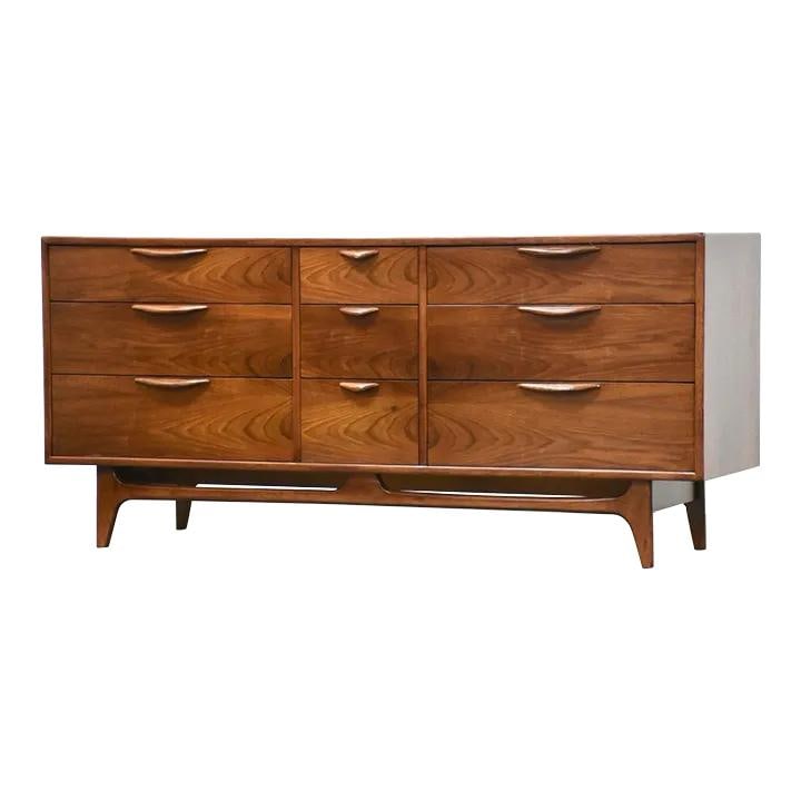 1960s Lane Perception Walnut Dresser Mid Century Modern 9 Drawers (1 of 9)
