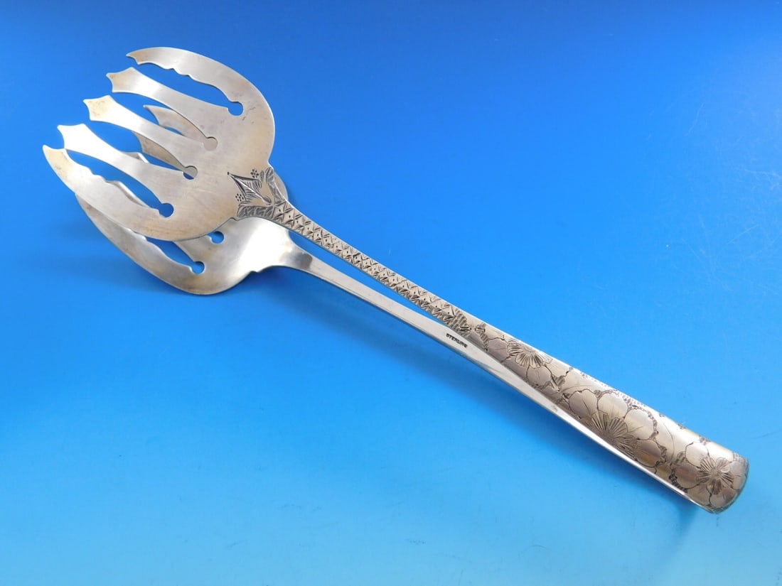 Vintage Brite-Cut Sterling Silver Asparagus Serving Tong 8 3/8 Inches (1 of 6)