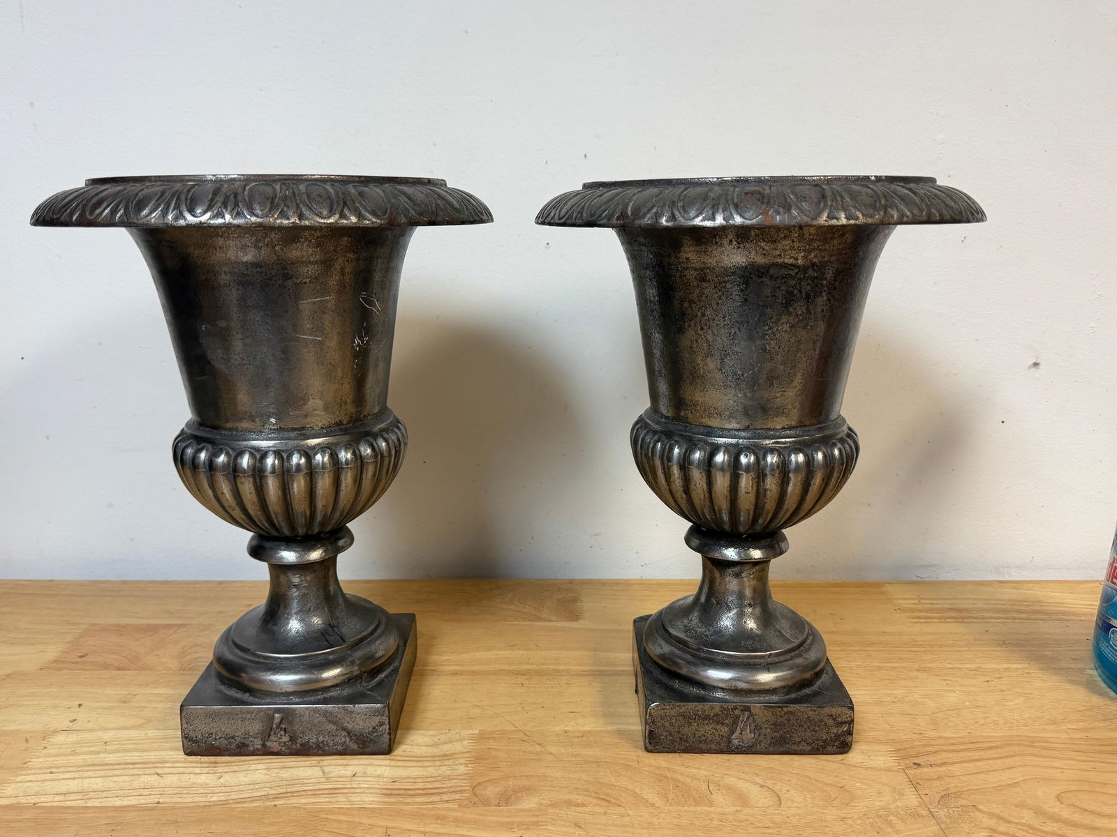Set of 2 English Regency Silvered Cast Iron Egg-and-Dart Urns Circa 1830 (1 of 12)