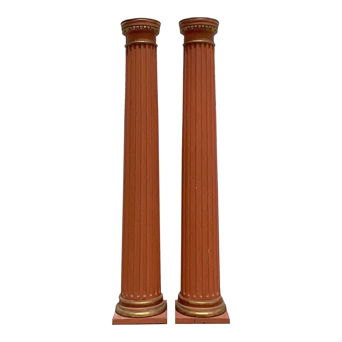 Pair of Vintage 18th Century Italian Boho Fluted Wood Columns: Pair of Vintage 18th Century Italian Boho Fluted Wood Columns Discover this stunning pair of vintage Boho Italian fluted columns, crafted in the 18th century. These exquisite wooden columns showcase a