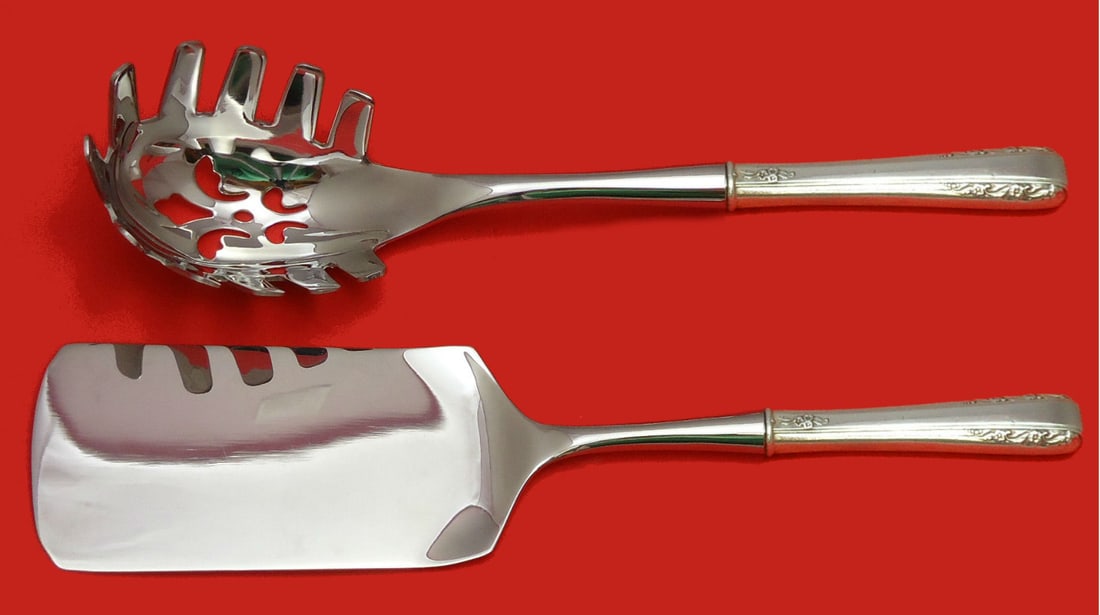 International Sterling Silver Courtship 2pc Italian Pasta Serving Set: International Sterling Silver Courtship 2pc Italian Pasta Serving Set Enhance your dining experience with this exquisite Courtship Hostess Set by International Sterling Silver. Crafted from high-quali