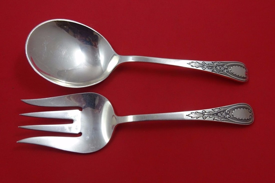 Tuttle Windsor Castle Sterling Silver Salad Serving Set 2-Piece 8 5/8": Tuttle Windsor Castle Sterling Silver Salad Serving Set 2-Piece 8 5/8" This exquisite 2-piece salad serving set features the elegant Windsor Castle pattern by Tuttle, crafted from all sterling