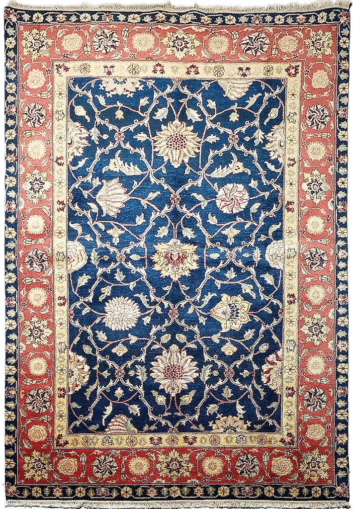 Handmade 6' x 9' Jaipour Area Rug in Dark Royal Blue and Coral: Handmade 6' x 9' Jaipour Area Rug in Dark Royal Blue and Coral Free continental US Shipping Experience the elegance of this 6' x 9' Handmade Jaipour Rug, a stunning creation that merges traditional cr