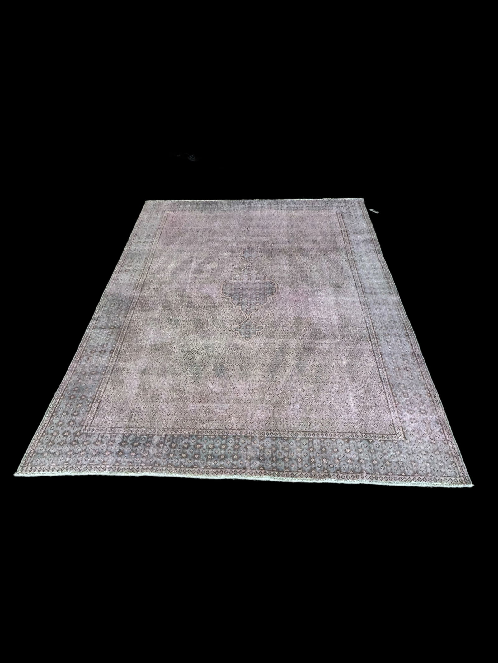 6'8" x 9'5" Pink Grey Vintage Antique Bidjar Rug Handcrafted Iran: 6'8" x 9'5" Pink Grey Vintage Antique Bidjar Rug Handcrafted Iran Free continental US Shipping Transform your space with this stunning Vintage Antique Bidjar Iranian Rug, measuring 6' 8" x 9' 5". This