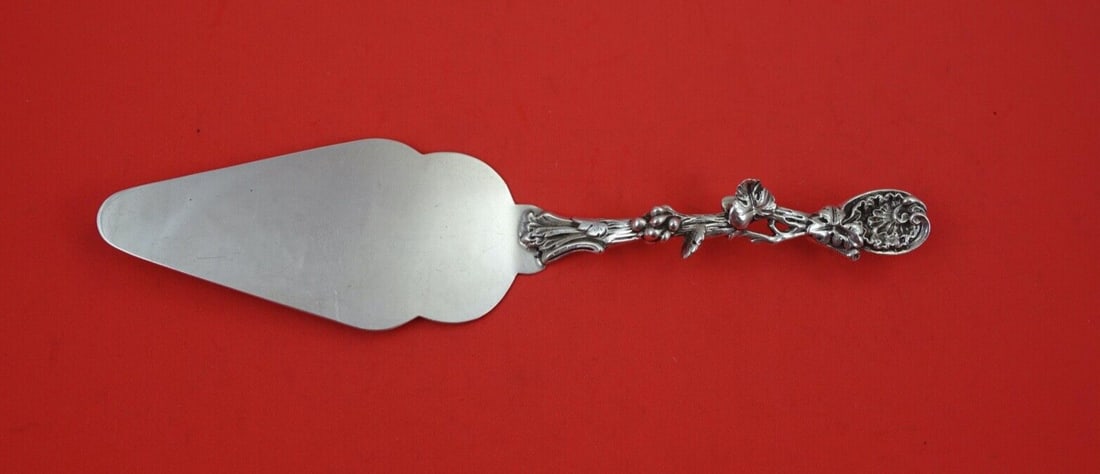 Arts and Crafts Sterling Silver Pie Server 9 3/4" with Vines and Grapes (1 of 2)
