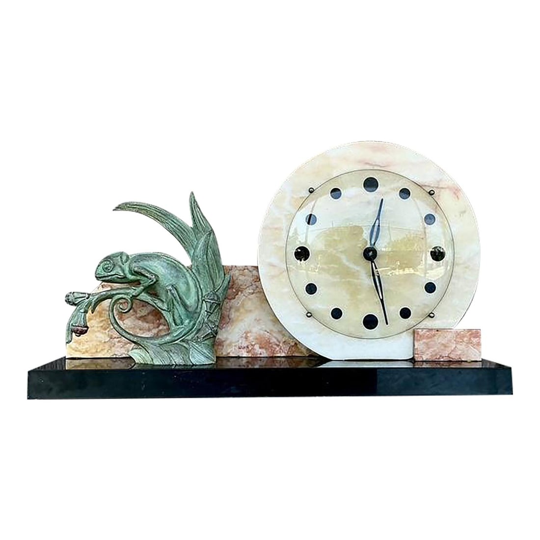 Vintage Art Deco Bronze Chameleon Clock on Marble Base: Vintage Art Deco Bronze Chameleon Clock on Marble Base Enhance your home decor with this captivating Vintage Art Deco Mantel Clock, a remarkable blend of design and craftsmanship. It features a striki