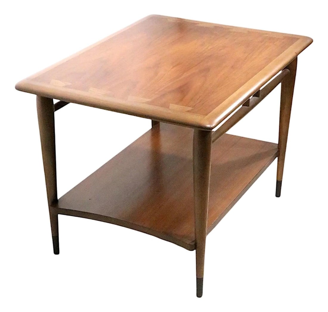 Vintage Lane Acclaim Side Table by Andre Bus 1960s Mid Century Design: Vintage Lane Acclaim Side Table by Andre Bus 1960s Mid Century Design This iconic Mid Century Lane Acclaim side table, designed by Andre Bus in the 1950s/1960s, showcases a unique two-tone exposed dov