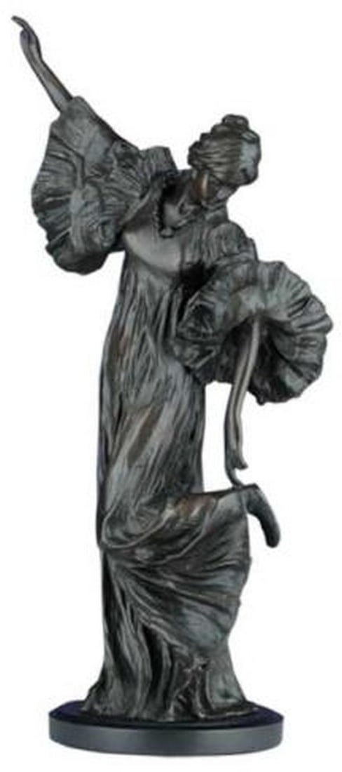 Elegant Ebony Standing Lady Resin Sculpture Lodge Style: Elegant Ebony Standing Lady Resin Sculpture Lodge Style Introducing an exquisite Ebony Standing Lady Resin Sculpture that adds a touch of elegance to any space. This hand-cast and hand-painted sculptu