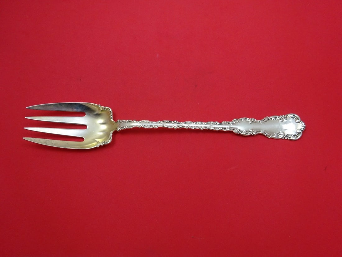 Whiting Louis XV Sterling Silver Salad Serving Fork 11 3/4": Whiting Louis XV Sterling Silver Salad Serving Fork 11 3/4" Enhance your dining experience with this exquisite Louis XV salad serving fork by Whiting. Crafted from high-quality sterling silver, this s