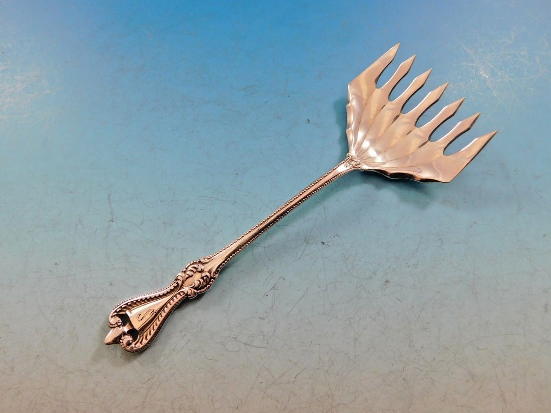 Towle Old Colonial Sterling Silver Sardine Fork 7-Tine 5 Inch (1 of 6)