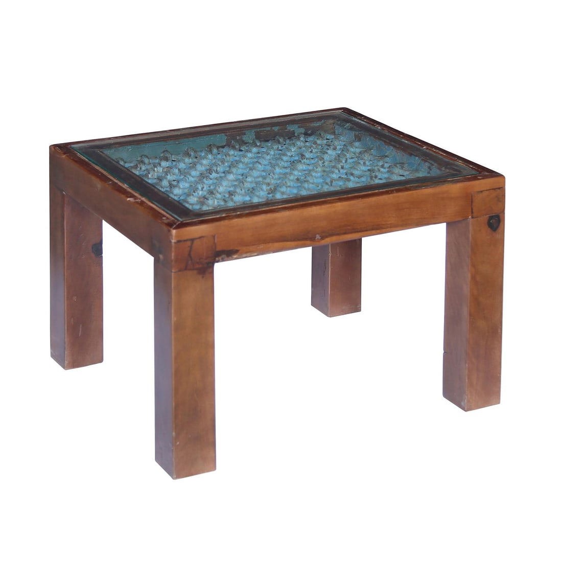 Indian Style Coffee Table with Blue Lacquer Finish: Indian Style Coffee Table with Blue Lacquer Finish This Traditional Coffee Table from India showcases a unique blend of style and functionality, perfect for enhancing your living space. Constructed fr